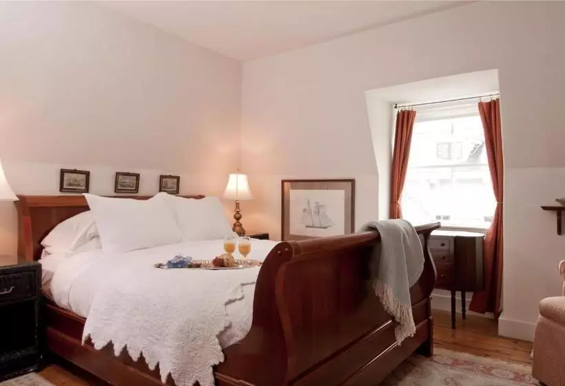 ベッドアンドブレックファースト Marshall Slocum Inn