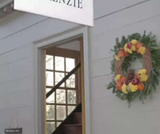 ベッドアンドブレックファースト Fife And Drum Inn