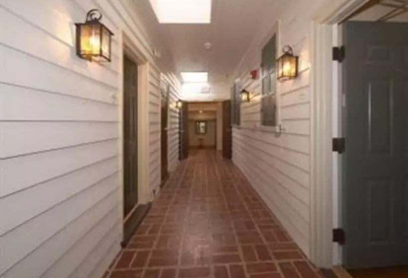 ベッドアンドブレックファースト Fife And Drum Inn