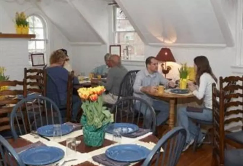 ベッドアンドブレックファースト Fife And Drum Inn