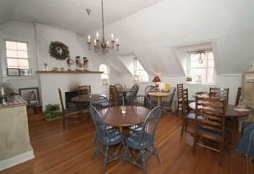 مبيت وإفطار Fife And Drum Inn