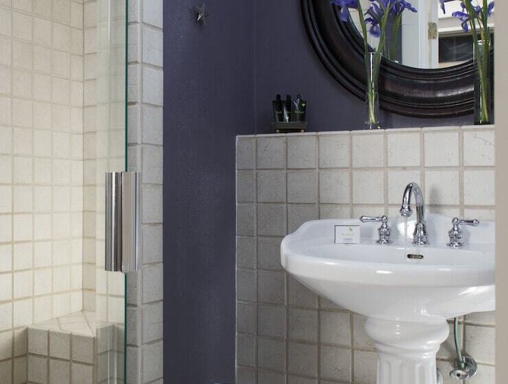 مبيت وإفطار Fife And Drum Inn