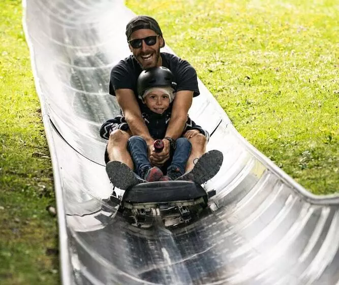 Châtel Réservation