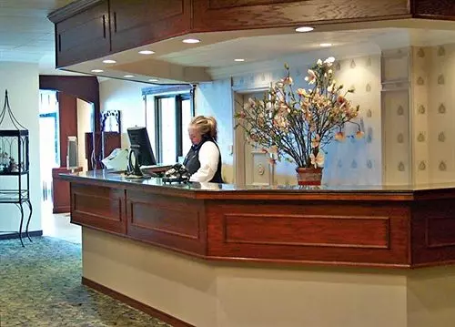 Отель Ambassador Sudbury