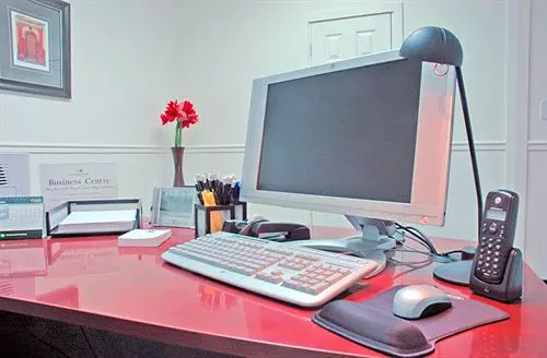 Отель Ambassador Sudbury