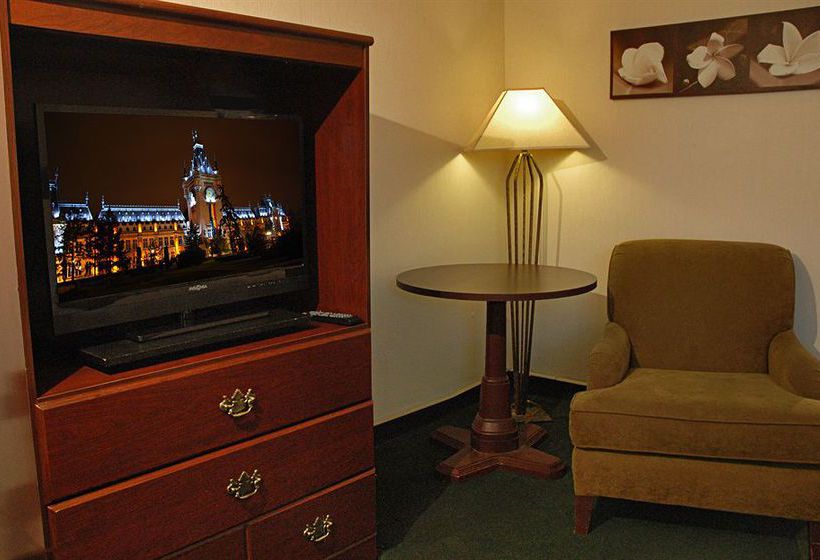 ホテル Ambassador Sudbury