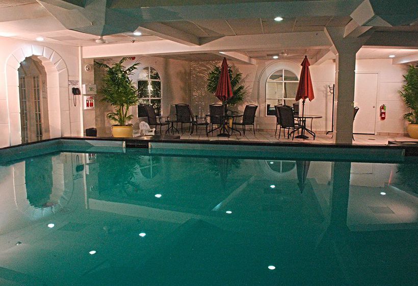 ホテル Ambassador Sudbury