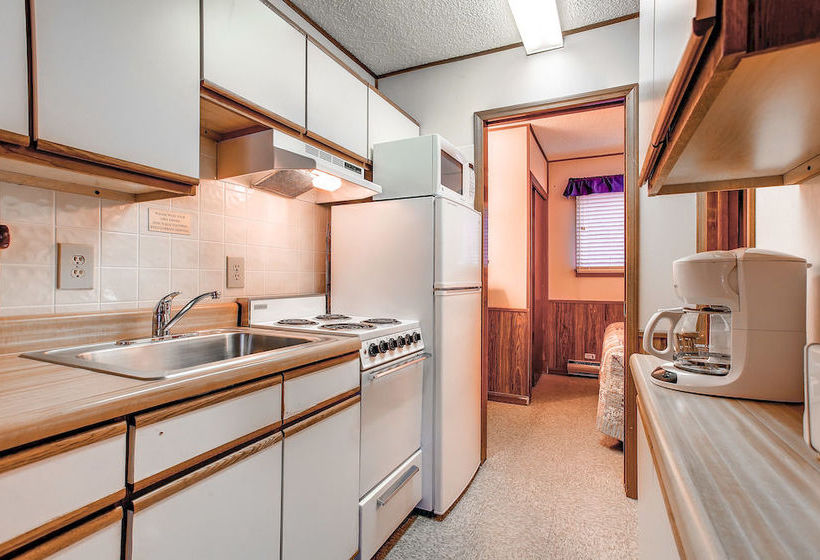 فندق Park Meadows Lodge