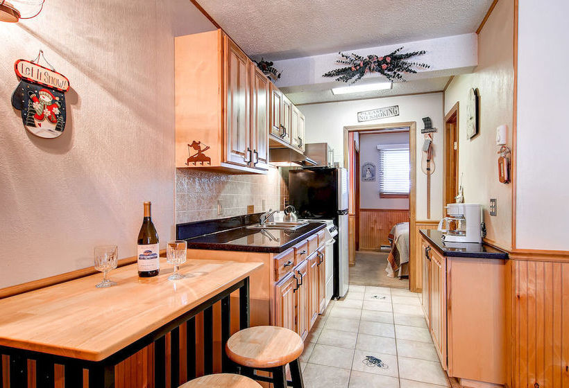 فندق Park Meadows Lodge