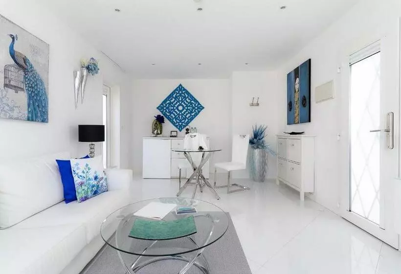 호텔 Lani S Suites De Luxe   Adults Only