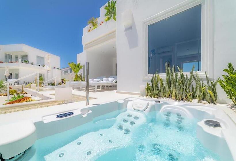 فندق Lani S Suites De Luxe   Adults Only