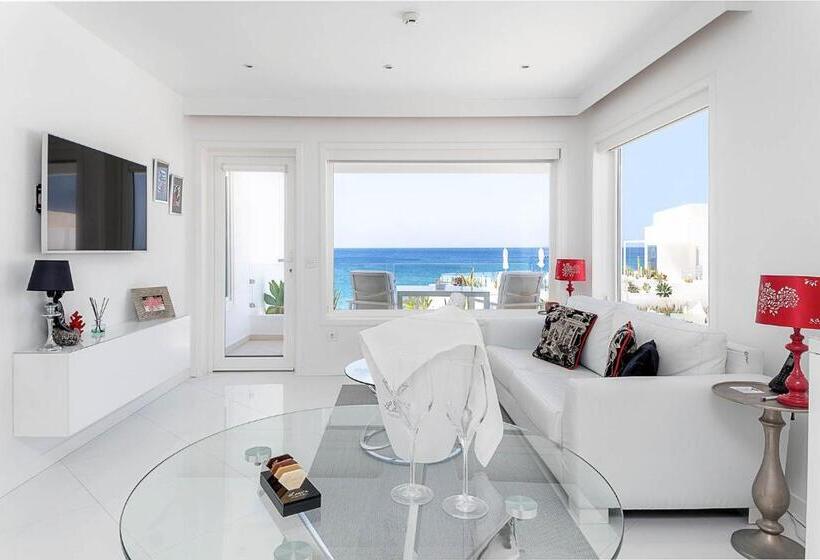 فندق Lani S Suites De Luxe   Adults Only