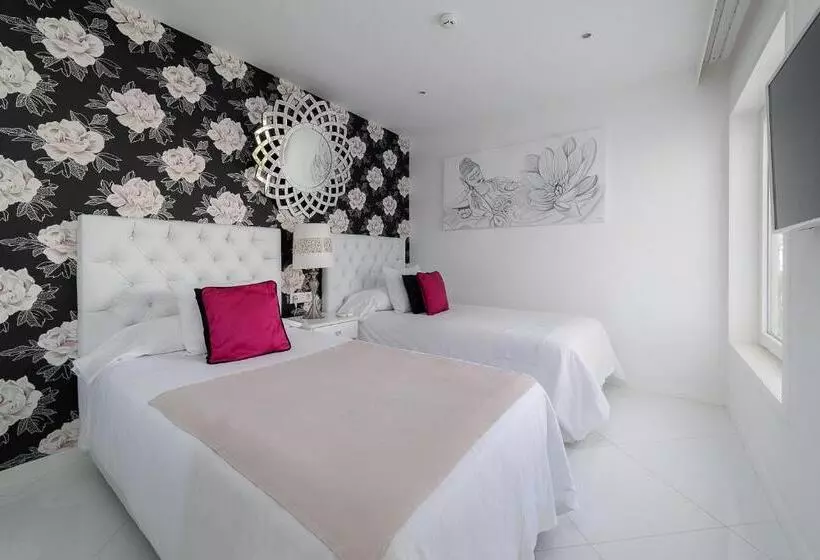 호텔 Lani S Suites De Luxe   Adults Only