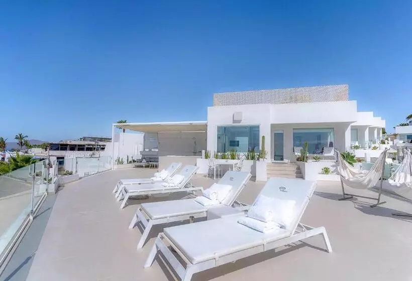 호텔 Lani S Suites De Luxe   Adults Only