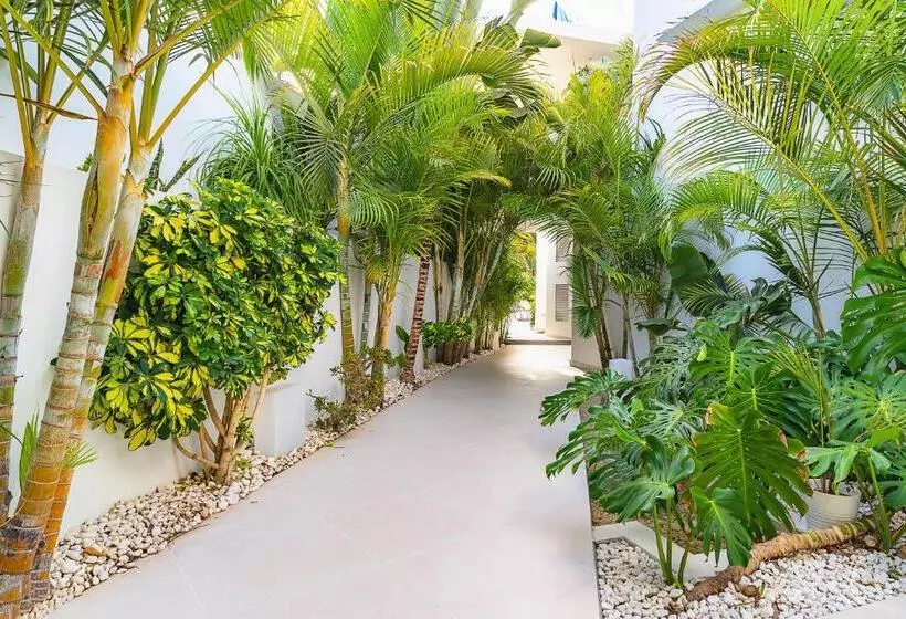 호텔 Lani S Suites De Luxe   Adults Only