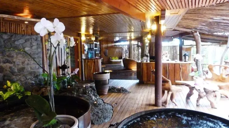 هتل Lodge Roche Tamarin