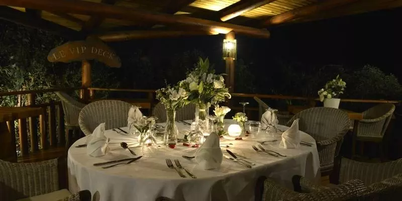 هتل Lodge Roche Tamarin