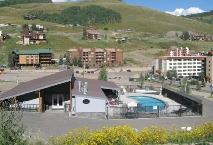 酒店 Majestic Chateaux