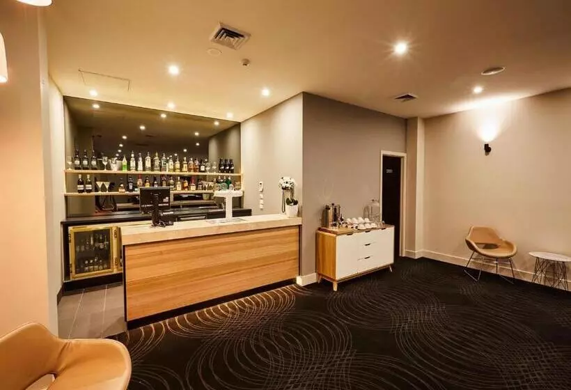 Отель Mornington