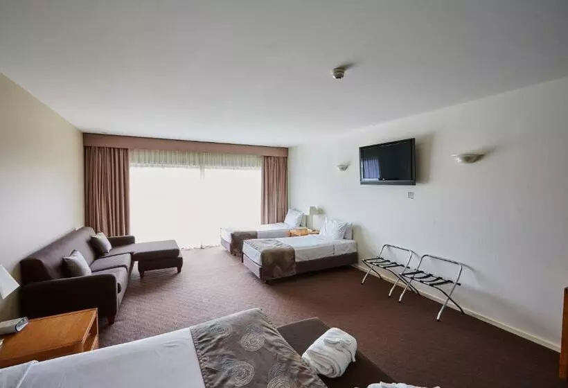 Отель Mornington