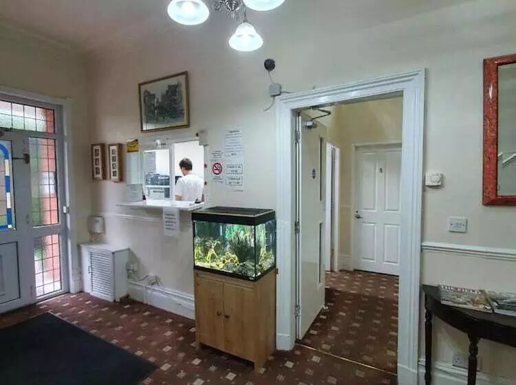 ホテル The Handforth Lodge