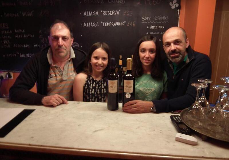 בית מלון כפרי The Kingsley At Eversley