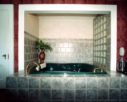 Julia's Bed & Breakfast