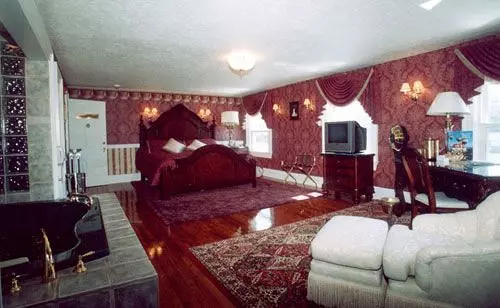 Julia's Bed & Breakfast