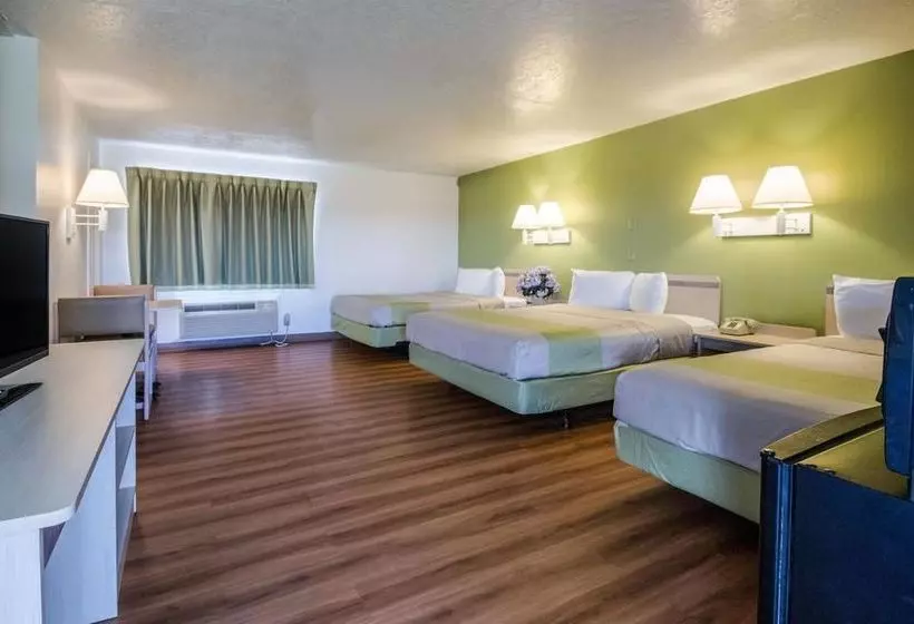 モーテル Evanston Inn At Exit 6