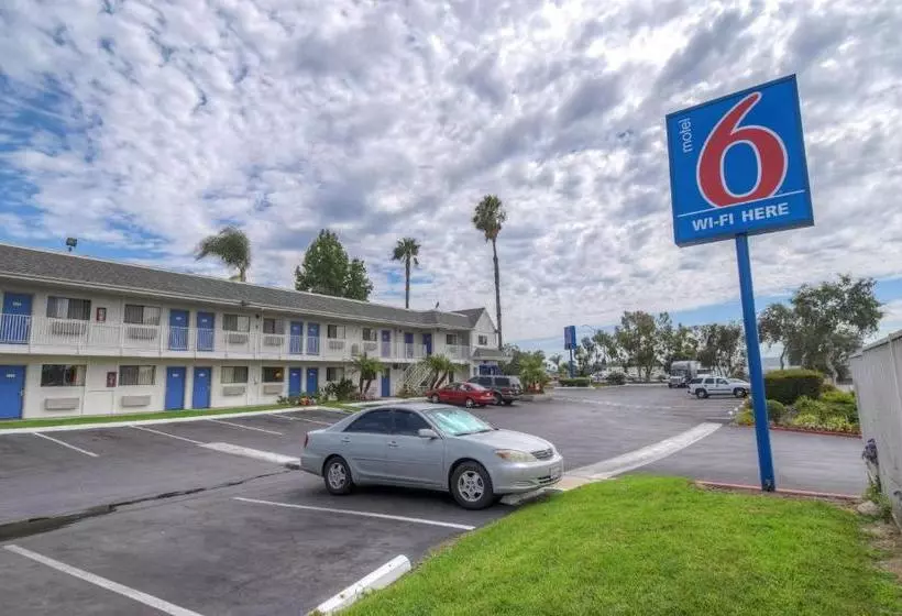 Motel 6 Los Angeles Baldwin Park
