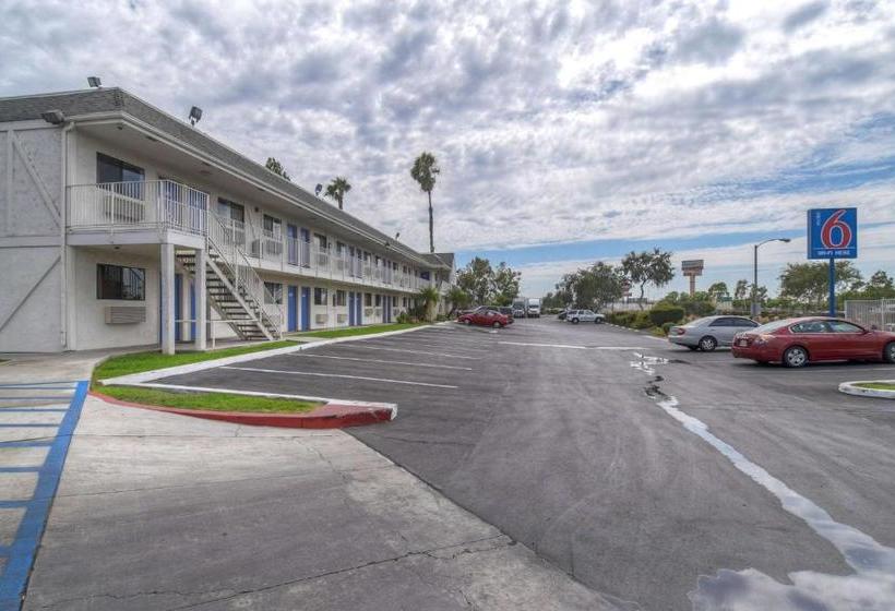 Motel 6 Los Angeles Baldwin Park