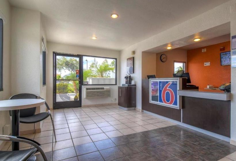 Motel 6 Los Angeles Baldwin Park