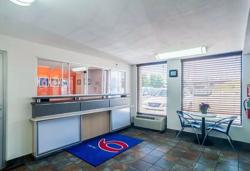 Motel 6oklahoma City, Ok  South