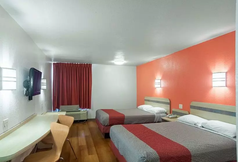 Motel 6oklahoma City, Ok  South