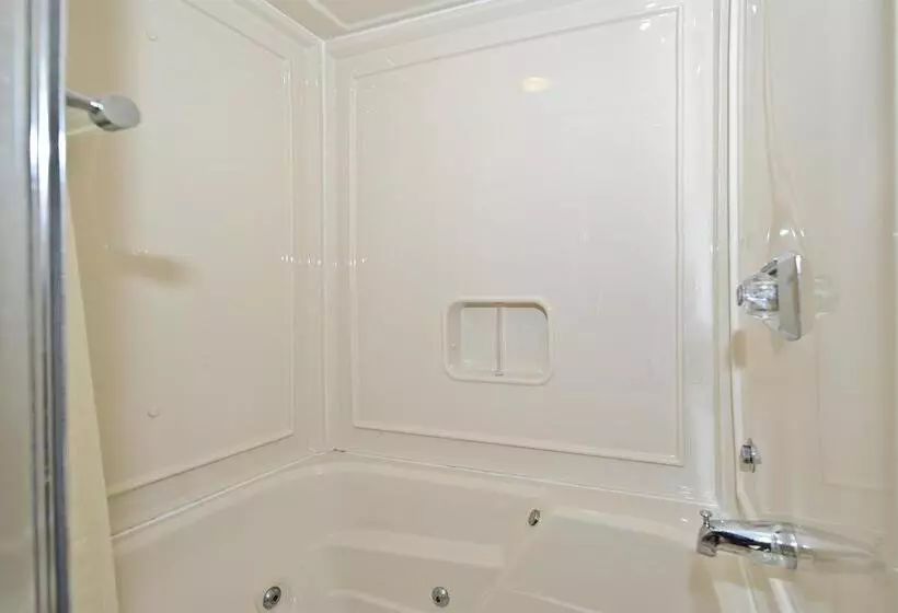 汽车旅馆  Americas Best Value Inn Phillipsburg