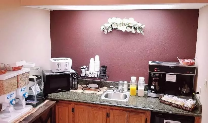 מוטל Executive Inn