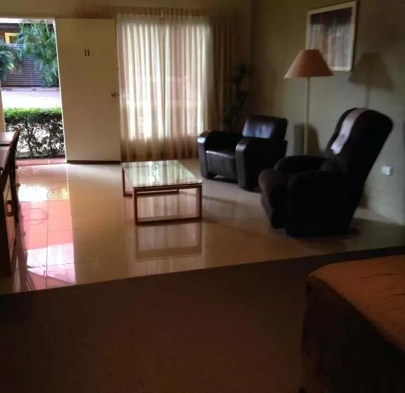 汽车旅馆 Francis Phillip Motor Inn And The Lodge