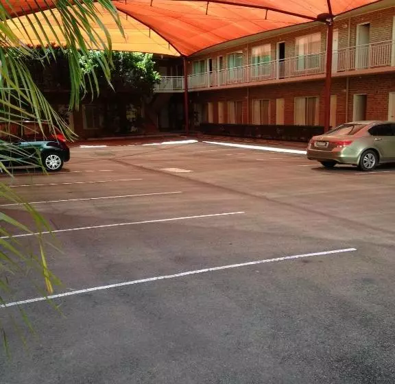 汽车旅馆 Francis Phillip Motor Inn And The Lodge