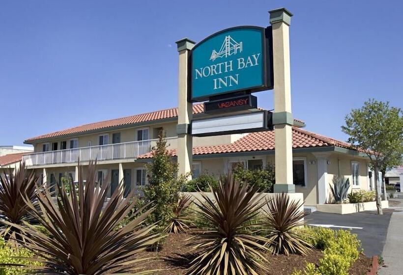 모텔 North Bay Inn