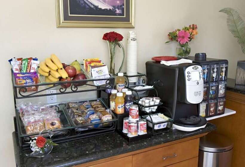 모텔 North Bay Inn