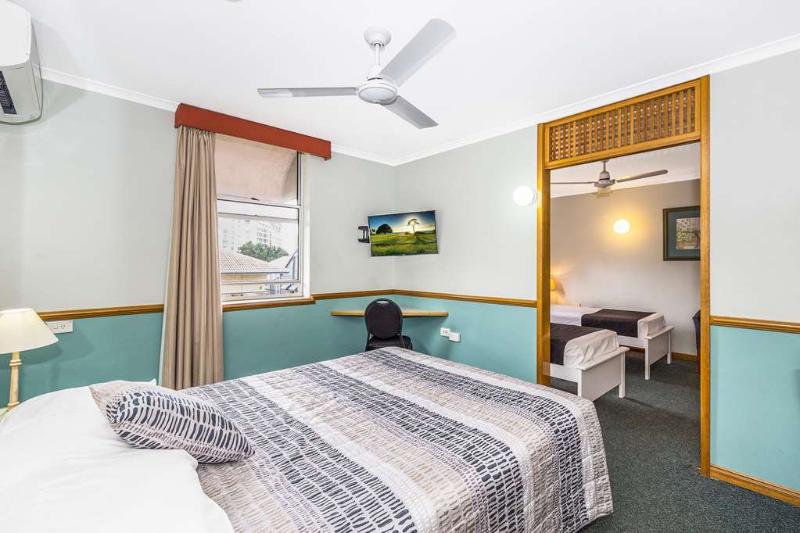 Мотель Spring Hill Terraces