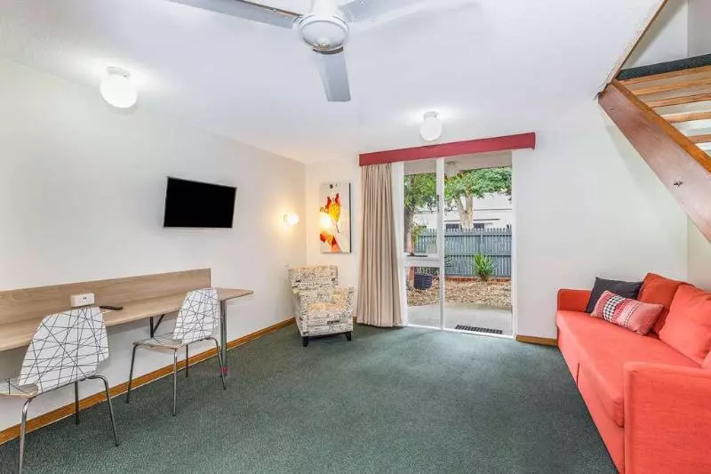 모텔 Spring Hill Terraces