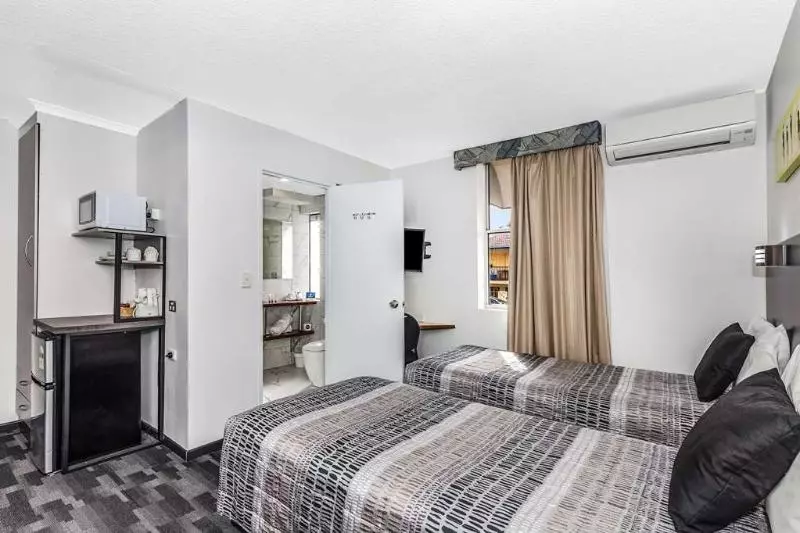 모텔 Spring Hill Terraces