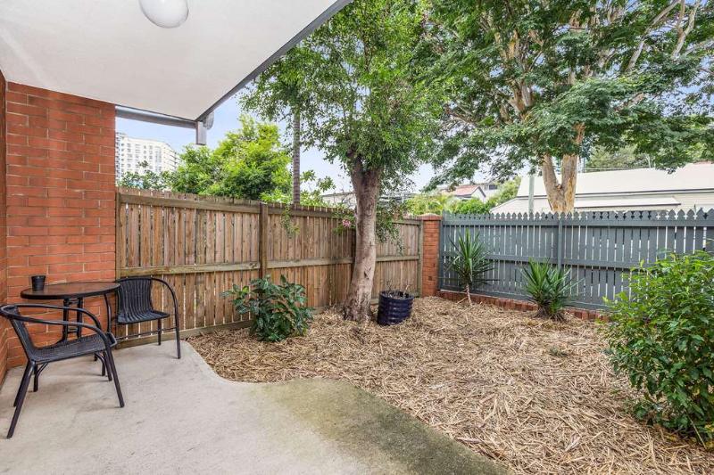 Мотель Spring Hill Terraces