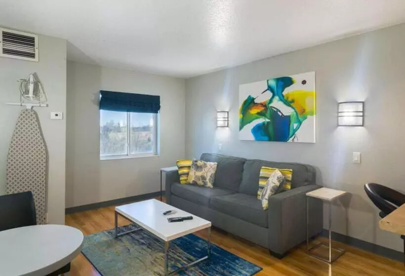 מוטל Studio Z, Ascend Hotel Collection