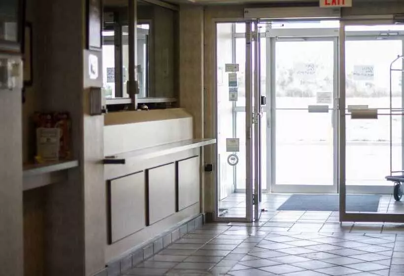 모텔 The Wilshire Inn