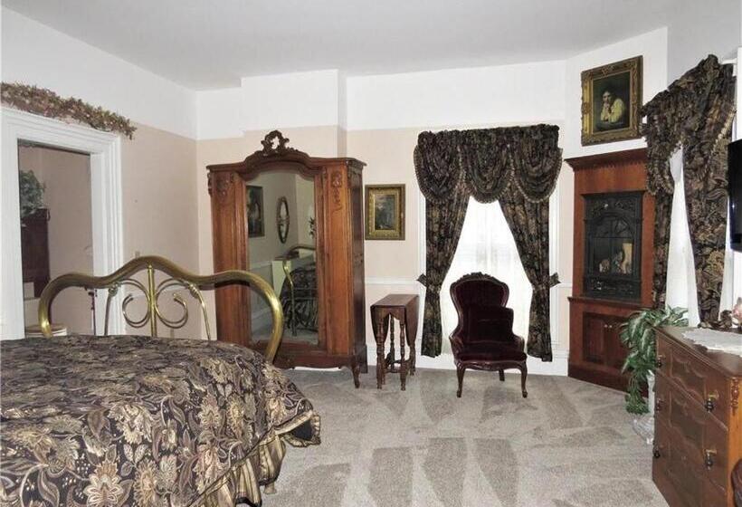 Raindrops On Roses Bed & Breakfast