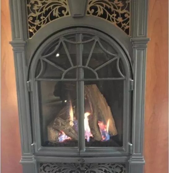 Raindrops On Roses Bed & Breakfast