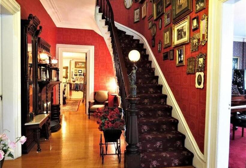 Raindrops On Roses Bed & Breakfast