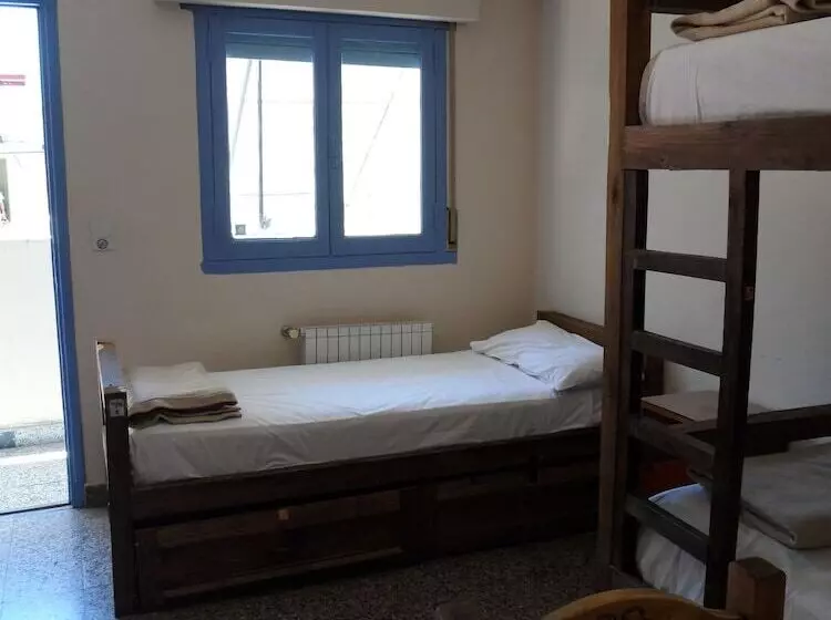Sabatico Travelers Hostel & Guesthouse